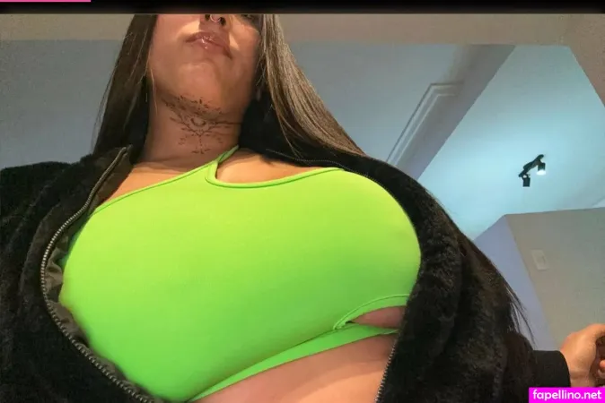 Valecora OnlyFans Thumbnail #6eZEeORzqa