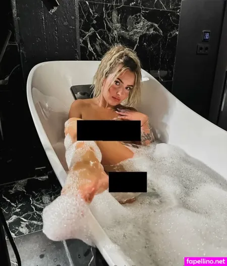 Valee Secret OnlyFans Thumbnail #Rm0cJRJR07