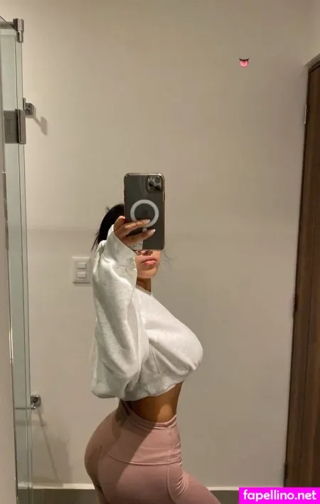 Valeee Garciaa OnlyFans Thumbnail #k6dHWnXXjn