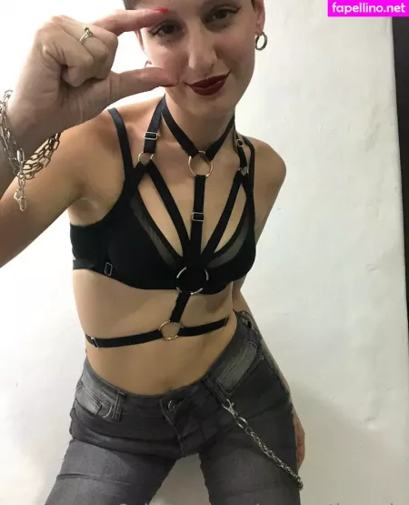 Valen Vip OnlyFans Thumbnail #2I3V0cg77W