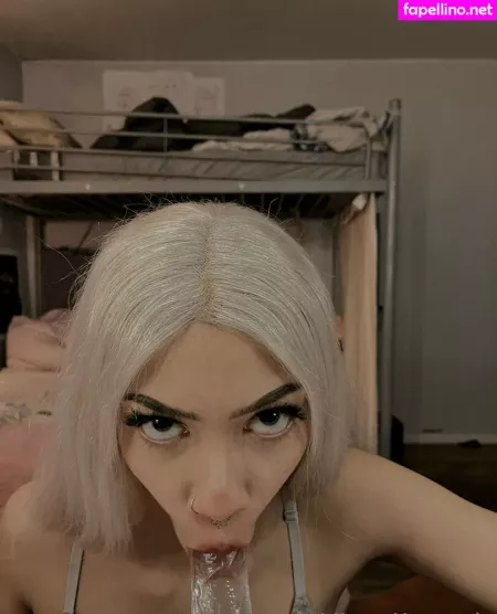 Valencia Dabratt OnlyFans Thumbnail #FLxktsX1aa