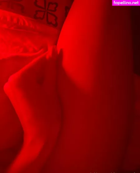 Valencia Dabratt OnlyFans Thumbnail #KzAufkb3fY