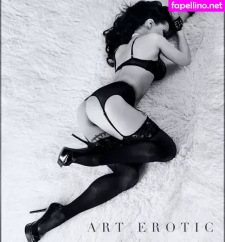 Valencialucia OnlyFans Thumbnail #2q6K5I2ikP