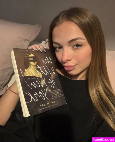 Valenmonaco OnlyFans Thumbnail #zv4dzSWs7Q