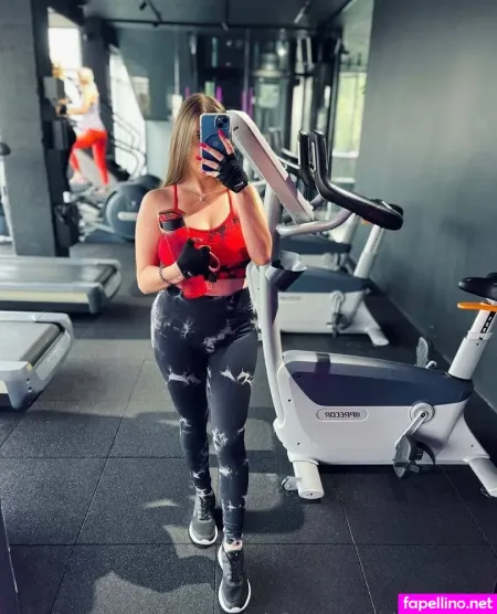 Valensexygirl OnlyFans Thumbnail #CdUtRAF7w2