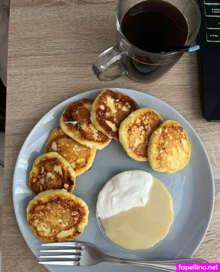 Valensexygirl OnlyFans Thumbnail #e2HWZWNBi3