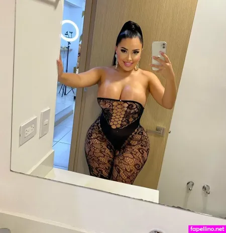 Valentiinaperez OnlyFans Thumbnail #2p8z8sMH1W