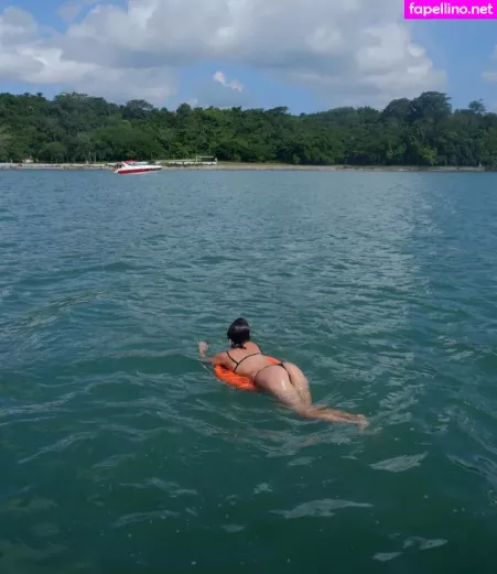 Valentina Bandeira OnlyFans Thumbnail #AEVmoMnNFt