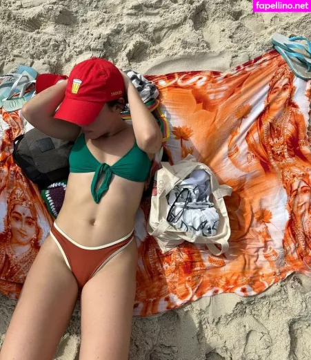 Valentina Bandeira OnlyFans Thumbnail #LYZbOFx54J