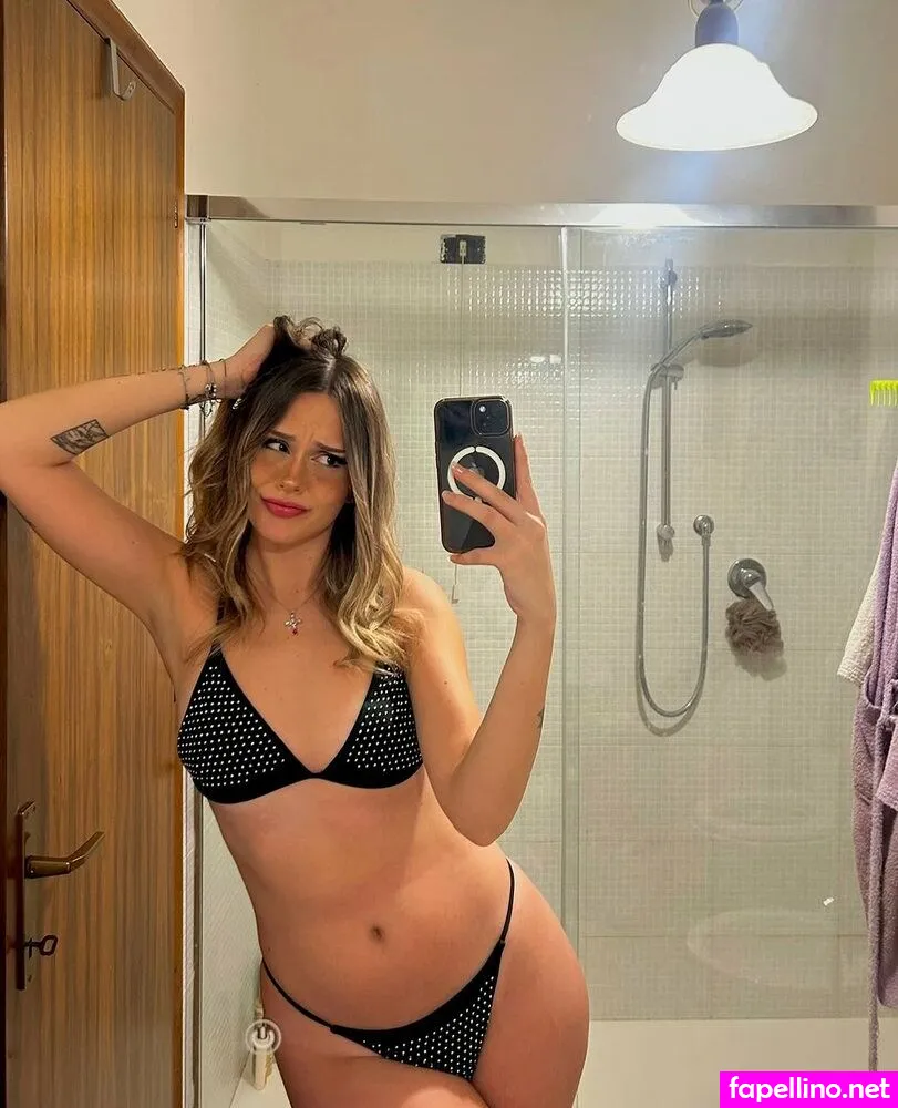 valentinacarbonari_ Nude Leaked OnlyFans Photo #OXBoxM6SwE