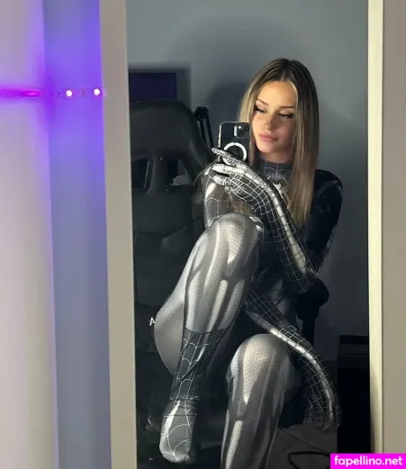 Valentina Carbonari OnlyFans Thumbnail #Sps7VYPsU7