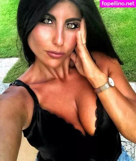 Valentina De Nucci OnlyFans Thumbnail #srDBdU1fX2