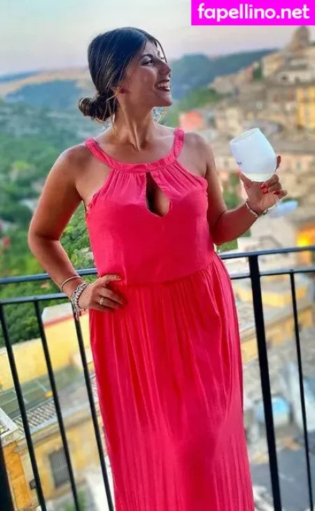 Valentina De Nucci OnlyFans Thumbnail #uY9gwN5TBh