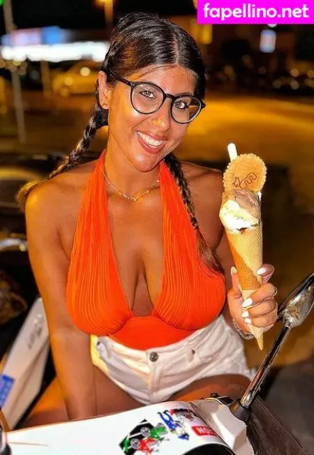 Valentina De Nucci OnlyFans Thumbnail #yGNzeb5jt5