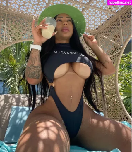 Valentina Ferraz OnlyFans Thumbnail #X53OkkFNGj