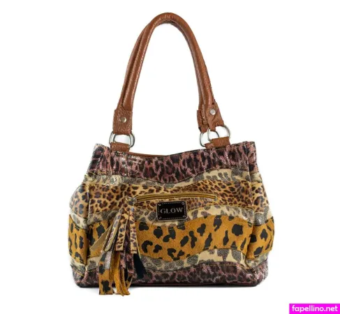 Valentina Glow Main Profile Photo