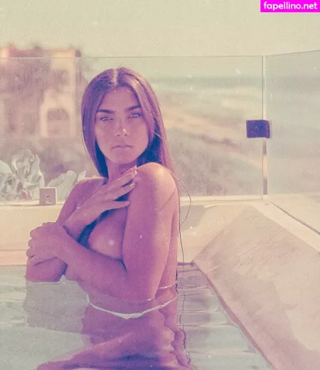 Valentina Grant OnlyFans Thumbnail #2lnXlIgjMg