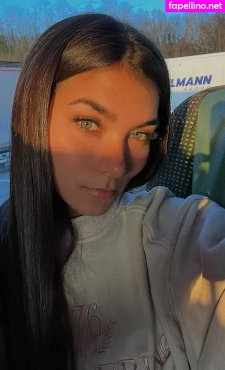 Valentina Grant OnlyFans Thumbnail #LD7WMY3weX