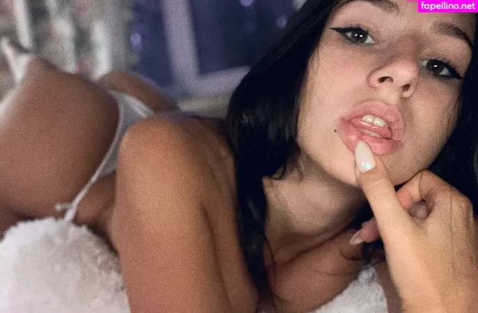 Valentina Guide OnlyFans Thumbnail #6ugeCsh8vI