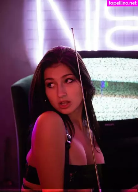 Valentina Guide OnlyFans Thumbnail #M8rNJXyAr0