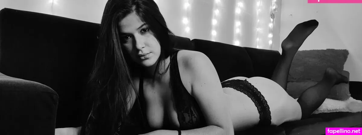 Valentina Medina OnlyFans Thumbnail #Kk44JrgkGQ