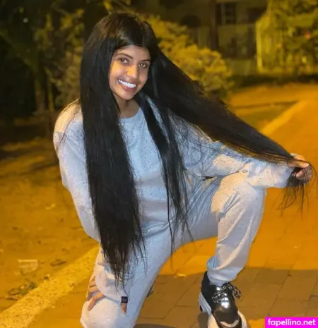 Valentina Mor OnlyFans Thumbnail #1QpJsYERbX