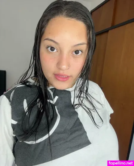 Valentina Of18 OnlyFans Thumbnail #DQF2oy54da