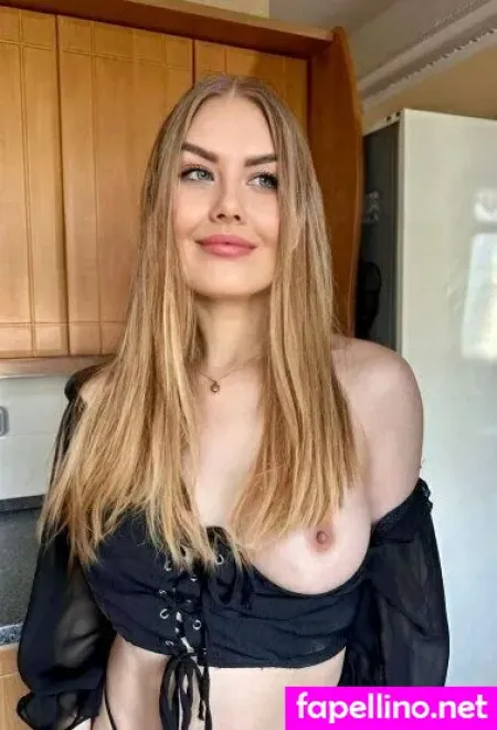 Valentina Reina OnlyFans Thumbnail #mJi409Zmho