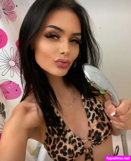 Valentina Roma OnlyFans Thumbnail #qfZB3A0H1O