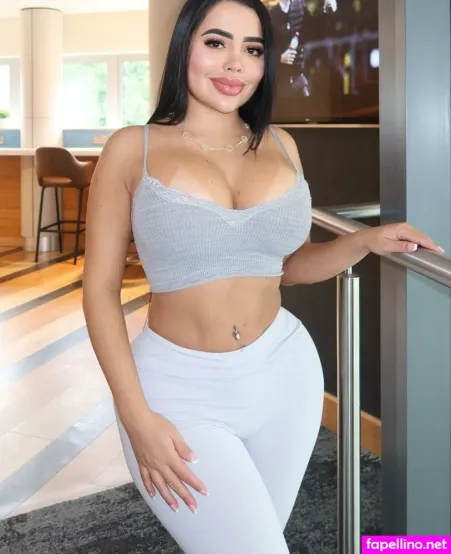 Valentina Zapata OnlyFans Thumbnail #0hw5MWPGyu