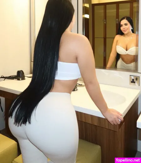 Valentina Zapata OnlyFans Thumbnail #gyXso1aDOR