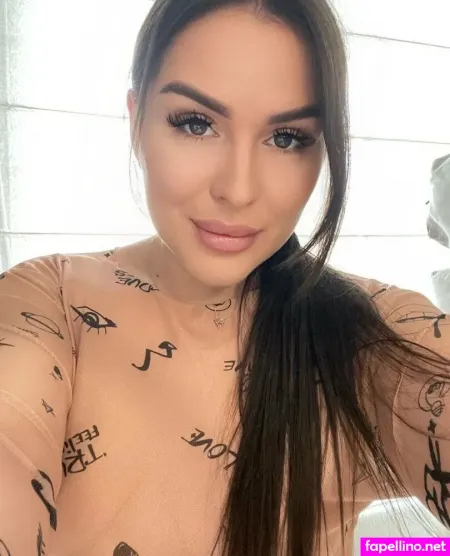 Valentinaaaaaaaaa OnlyFans Thumbnail #dbFOzs8K6V