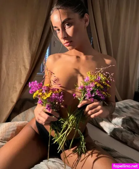 Valentinaevip OnlyFans Thumbnail #AFwD6zawg6