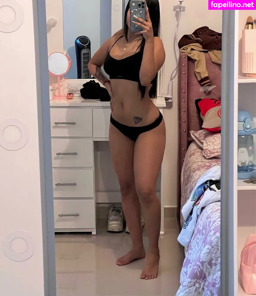 l__sarita, sara_valentine01, valentine_s Nude Leaked OnlyFans Photo #zZgUQyzWZ7