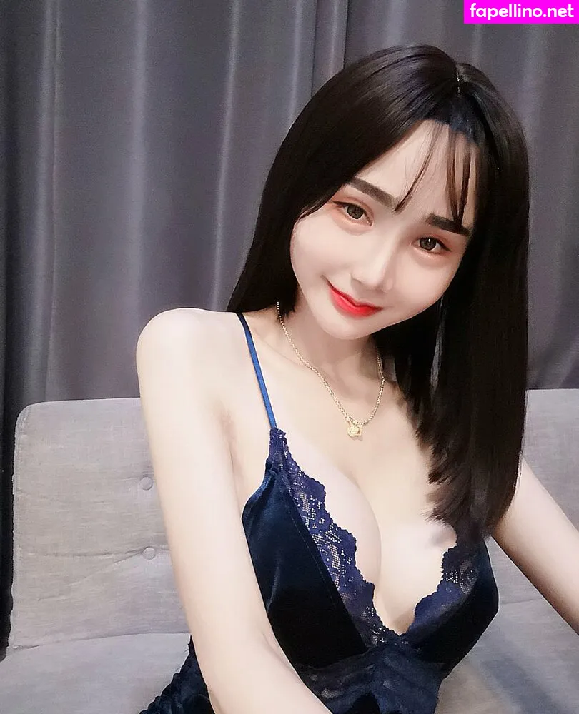 valentine8_official, valentinee8 Nude Leaked OnlyFans Photo #qICto2UPbe