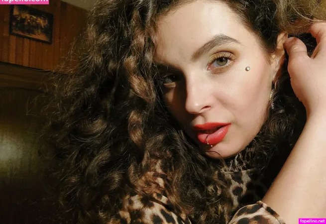 Valentinedivinefree OnlyFans Thumbnail #HegbeFniLm