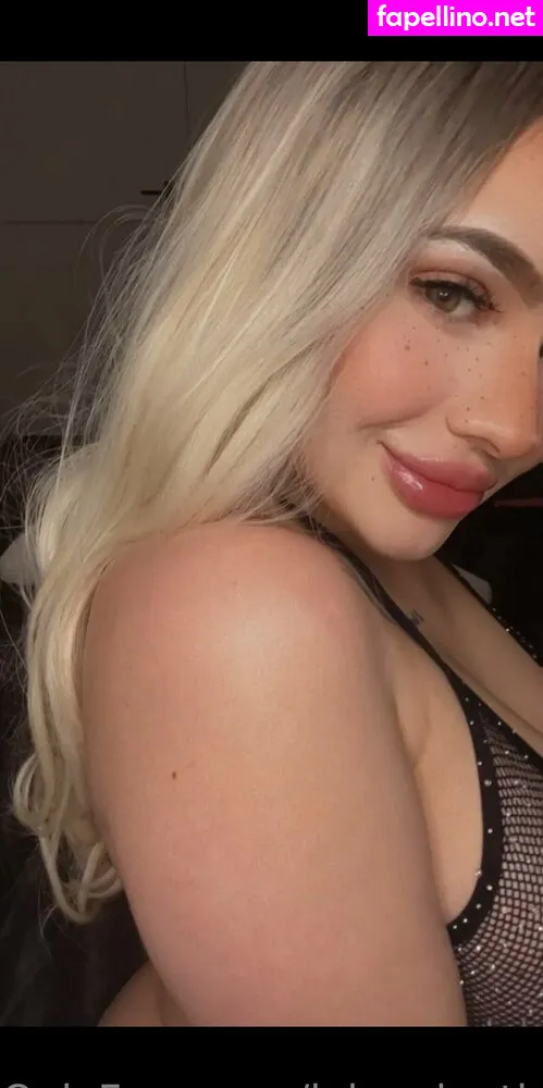 go4valentine, valentinee_xo Nude Leaked OnlyFans Photo #kaoTVK0hVB