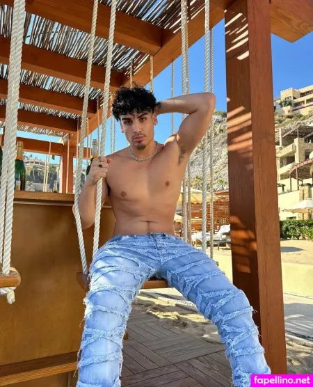 Valentinopapii OnlyFans Thumbnail #mp9jWmUSJu