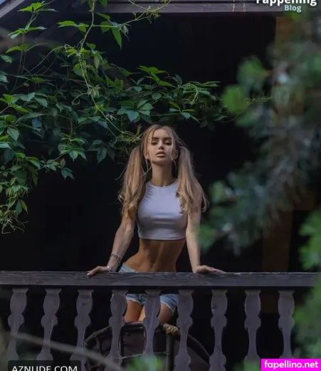 Valentivitell OnlyFans Thumbnail #jiV776b7sW