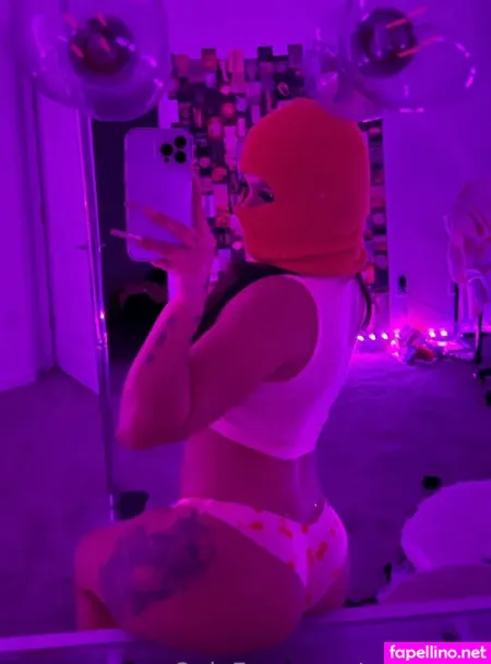 Valepaola OnlyFans Thumbnail #mKWuiQWoI4