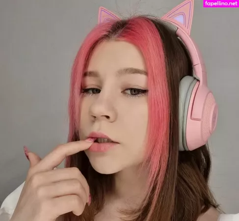 Valera Gurova OnlyFans Thumbnail #F96cAgVOVp