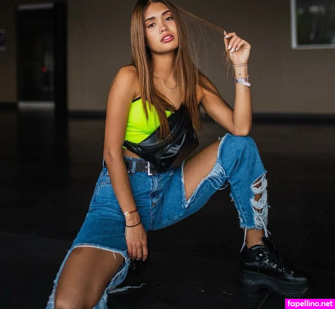 realvaleriana Nude Leaked OnlyFans Photo #19xSSK7fK0