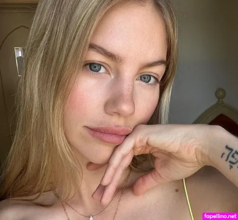 Valeria Laetitia Sanesi OnlyFans Thumbnail #OlrEhkXDkD