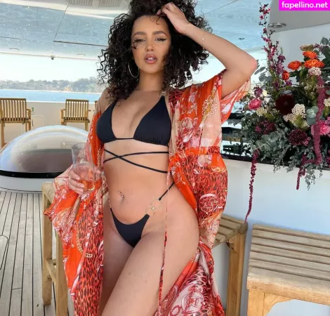 Valeria Mercado OnlyFans Thumbnail #Q0m8HXYLjw