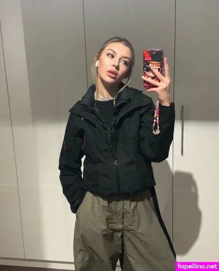 Valeria Pixie OnlyFans Thumbnail #taXh3G4sKt