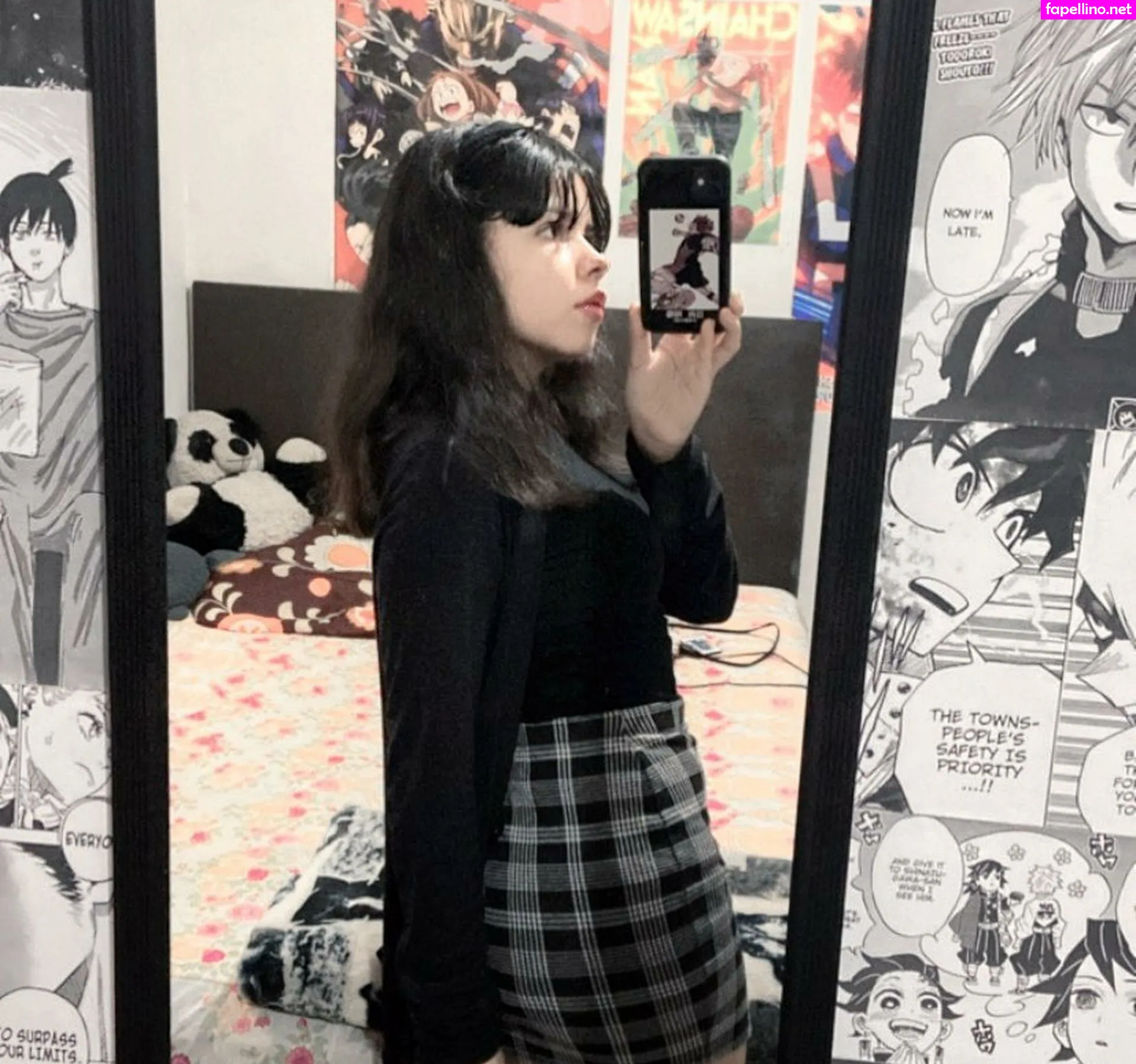 valeriaiscrying Nude Leaked OnlyFans Photo #XGQLyY5nP6