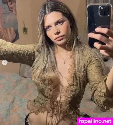 Valeria Selena Main Profile Photo