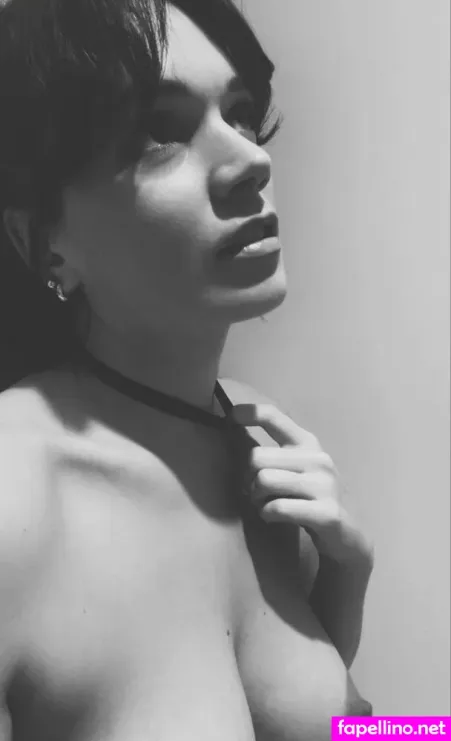 Valeria Skjorvestad OnlyFans Thumbnail #W7EfFOfWOk