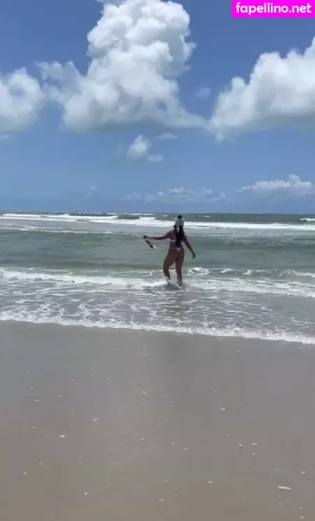 Valeria Valenssa OnlyFans Thumbnail #9TJ8lLwTjJ
