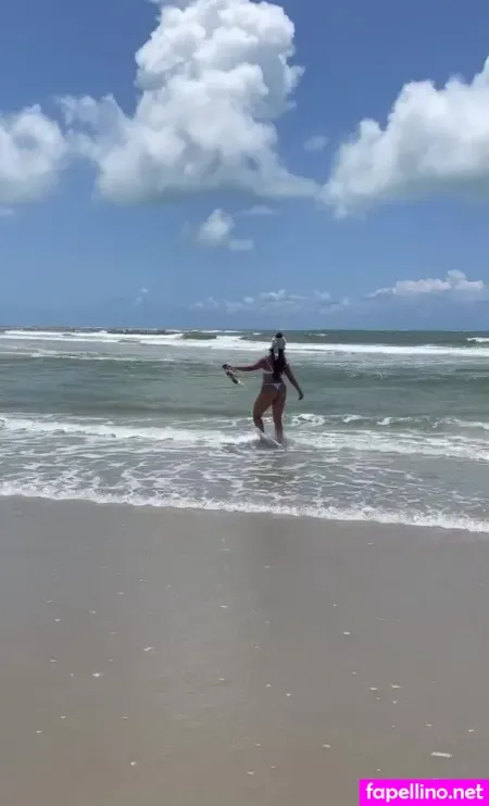 Valeria Valenssa OnlyFans Thumbnail #ugFRxl1Jo8